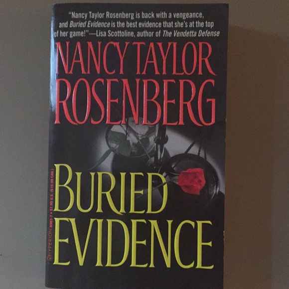 Paperback novels - Picture 2 of 4